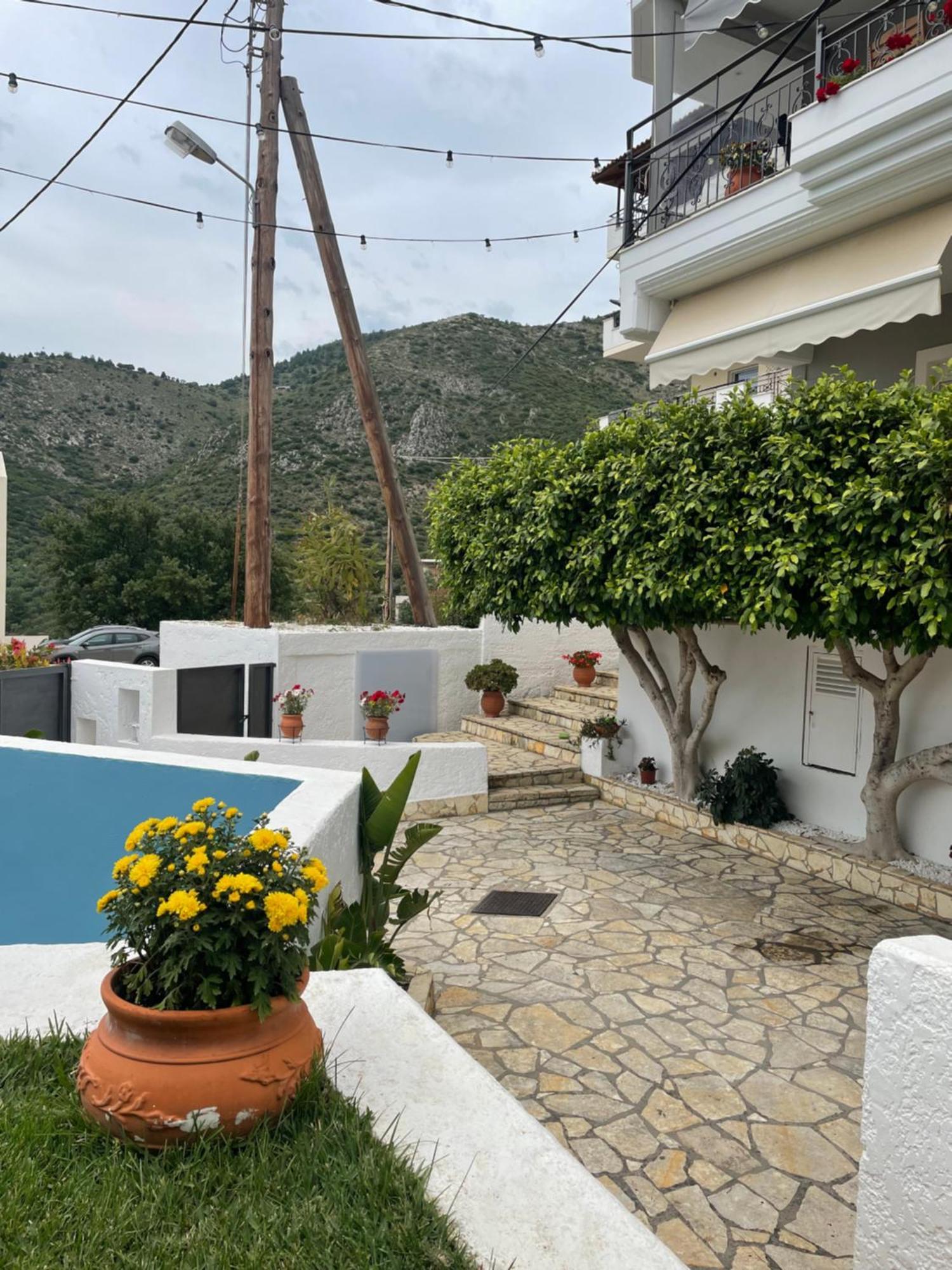 Areti'S Home Igoumenitsa Esterno foto